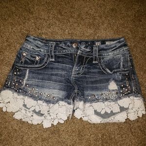 Miss Me shorts size 23